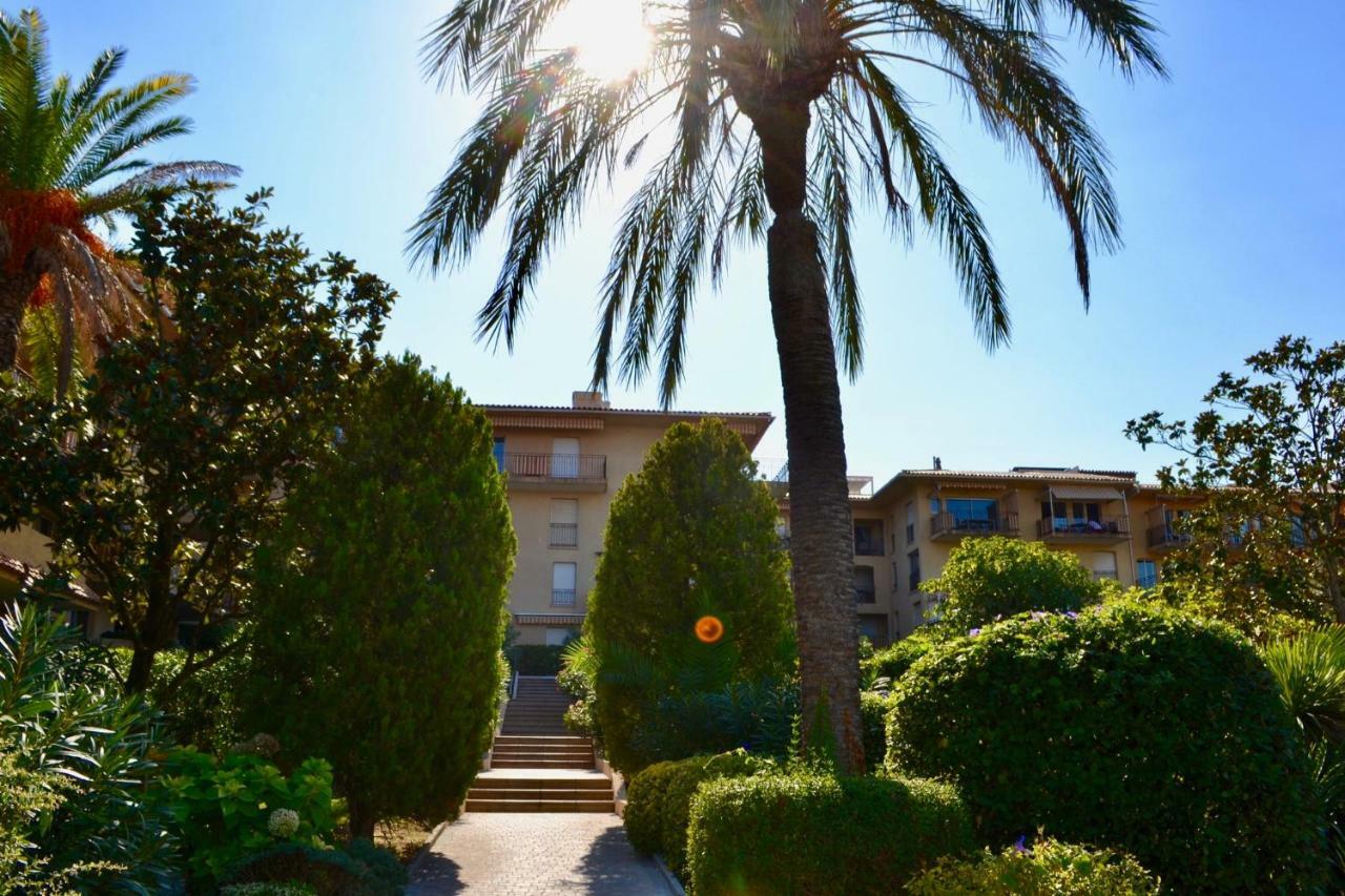 Apartment Eden Park Saint-Tropez Extérieur photo